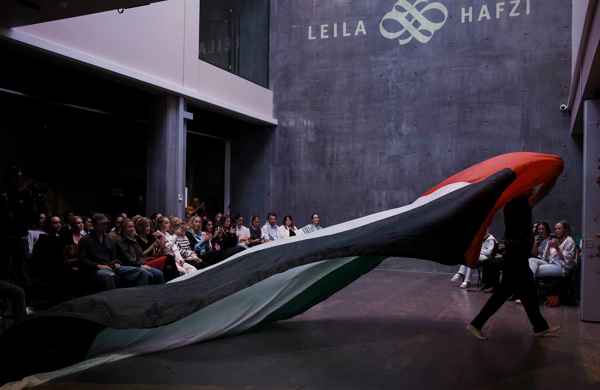 Leila Hafzi - kolleksjon Lovers Hymn - Foto Vilde Borse